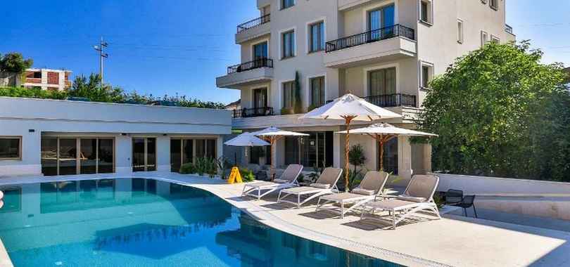 Avanti Hotel & Spa