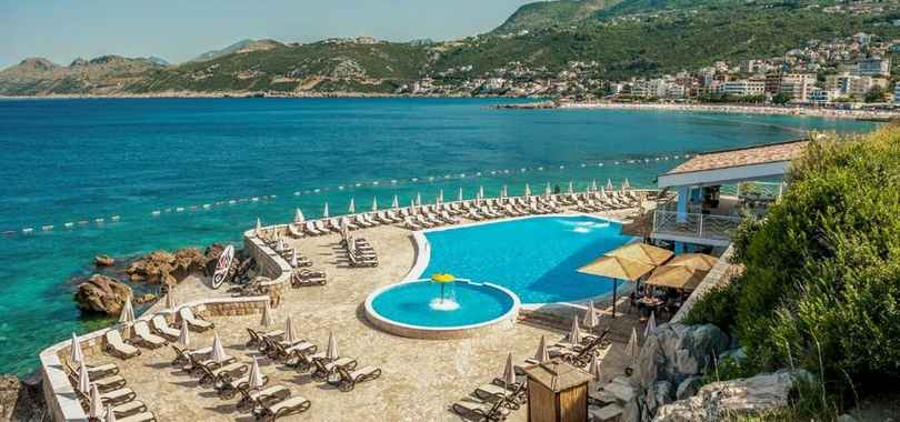 Wind Rose Hotel Resort