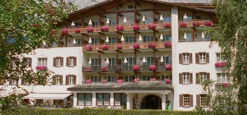 Adula Hotel