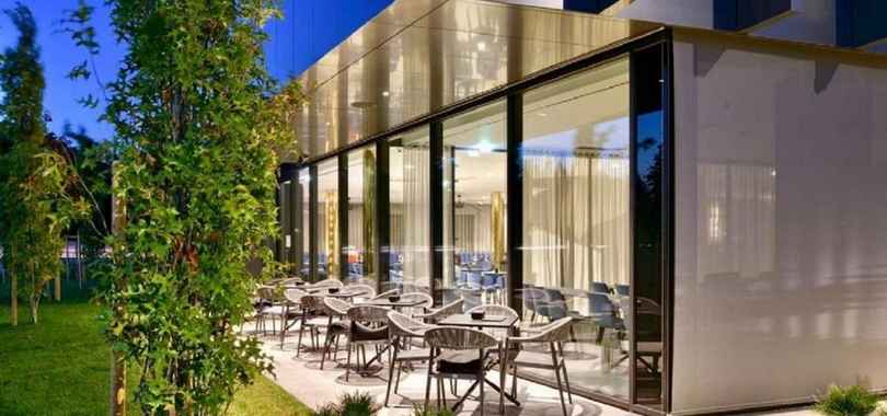 Hotel A