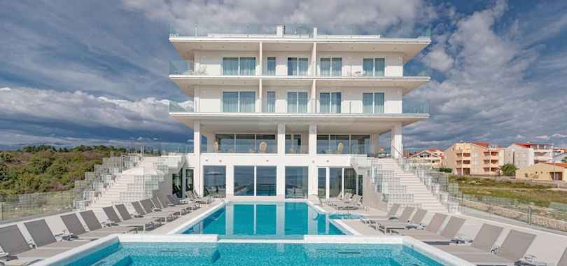 Hotel In Excelsis