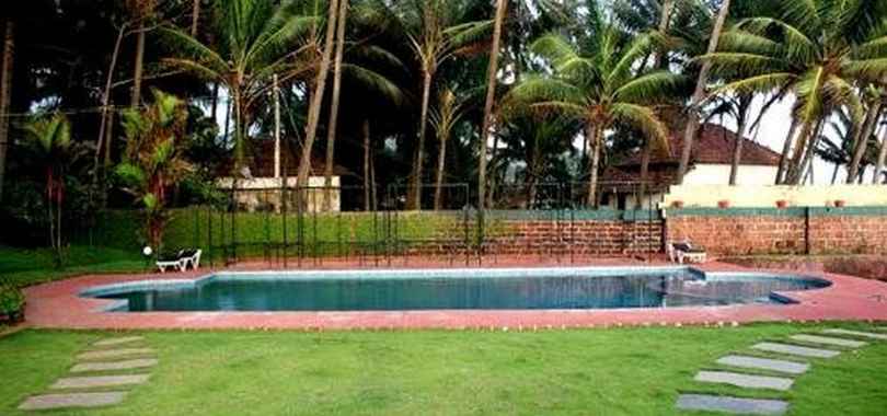 Mascot Beach Resort