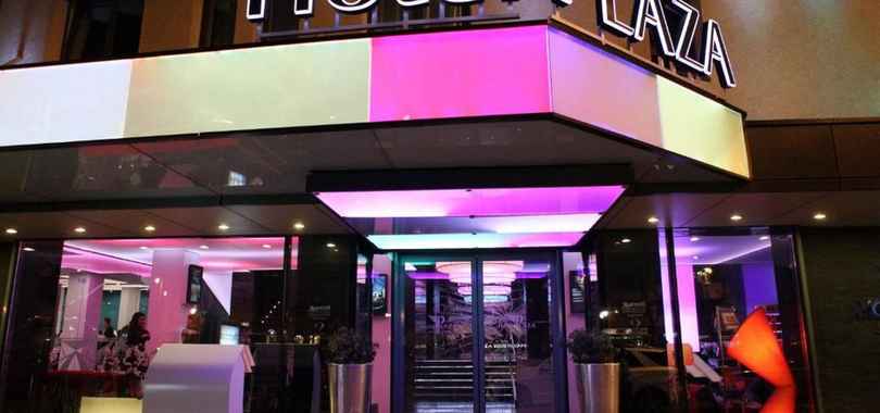 Plaza V Hotel