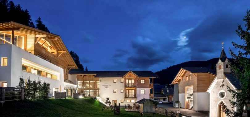 Dolomites Hotel La Fradora