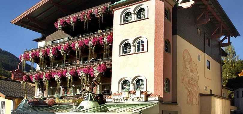 Hotel Bauer