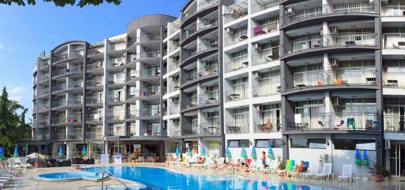 Luna Beach Hotel