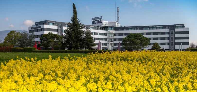 Everness Hotel & Resort