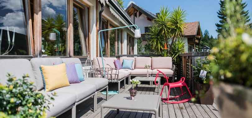 Helmhotel