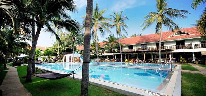 Dolphin Bay Resort