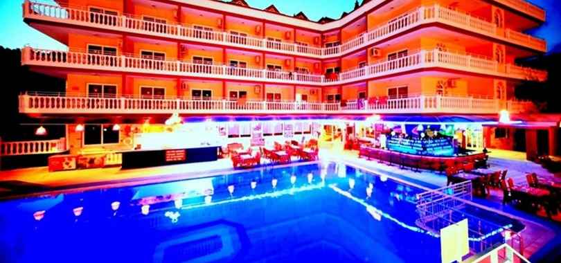 Mustis Royal Plaza Hotel
