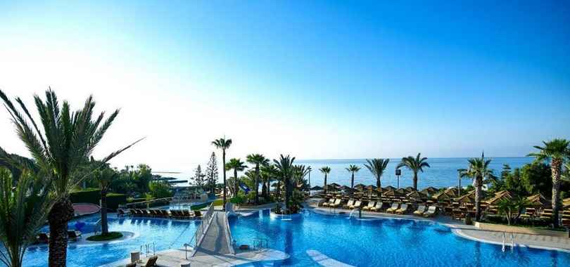 Four Seasons Hotel