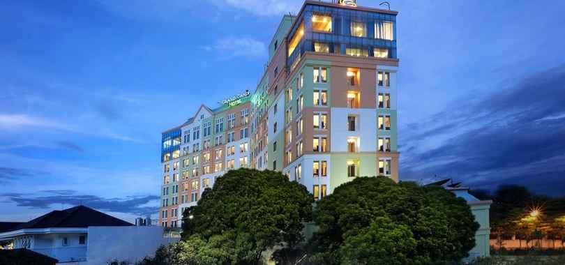 Grand Candi Hotel