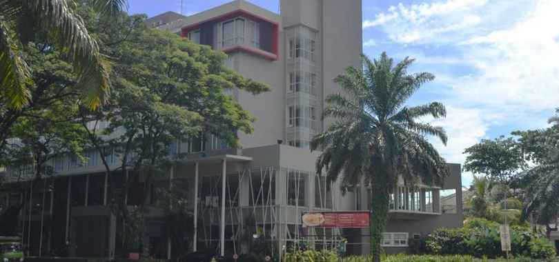 Grand Cakra Hotel
