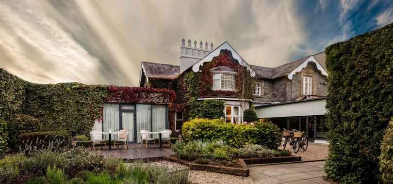 Newpark Hotel