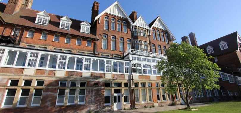 The Yarrow Hotel