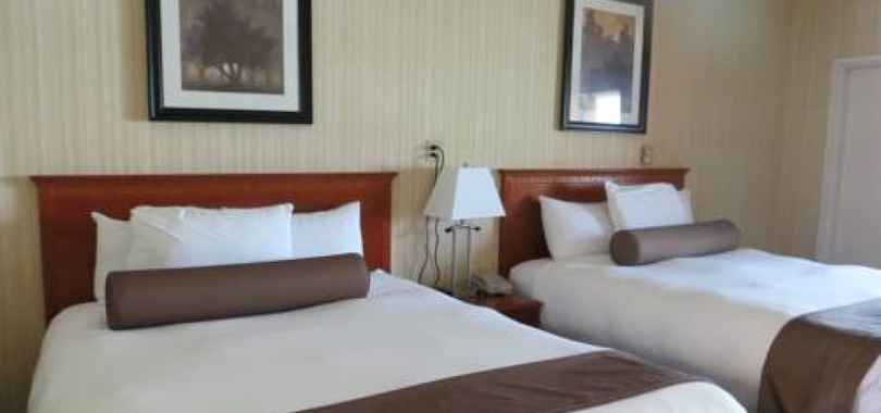 Bayshore Inn & Spa