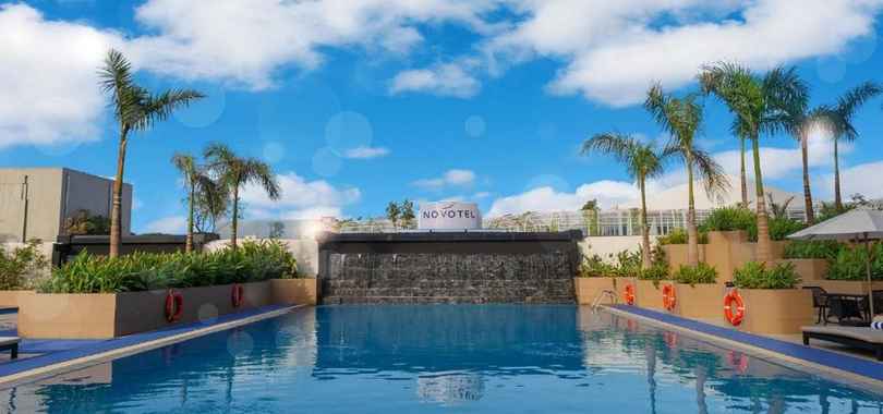 Novotel Manila Araneta City Hotel, фото 2