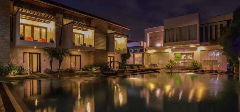 One Manalo Place