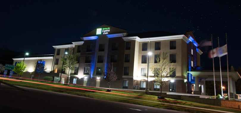 Holiday Inn Express Hotel & Suites in North East (Erie), an IHG Hotel