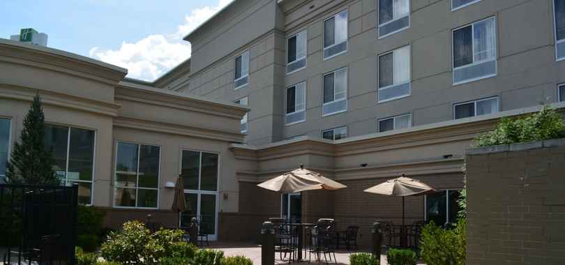 Holiday Inn Hotel & Suites Beckley, an IHG Hotel