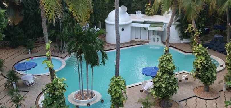 Hotel Parisutham