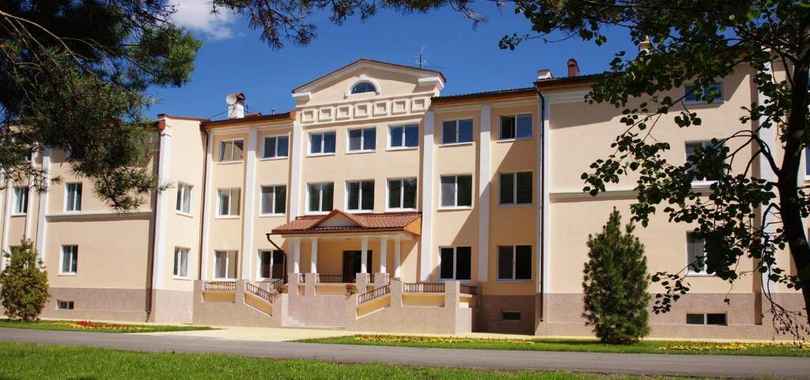 Parad Park Hotel