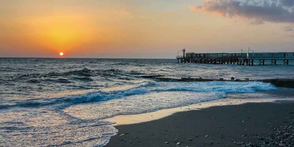 Отели Сочи с бассейном