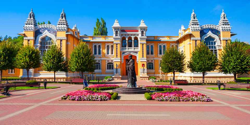 Главные нарзанные ванны